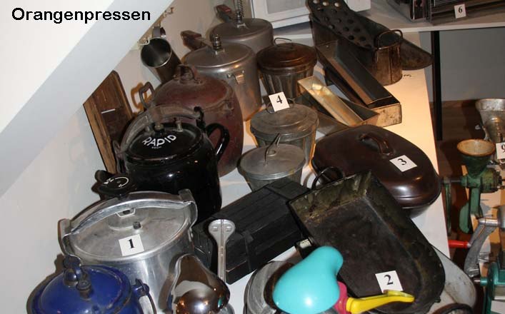 Allmayer Scherenschnitt, © mk Allmayer Scherenschnitt, © mk