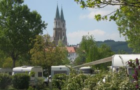 Platz + Stift, &copy; Donaupark-Camping
