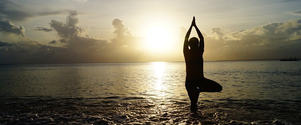 Yoga Header