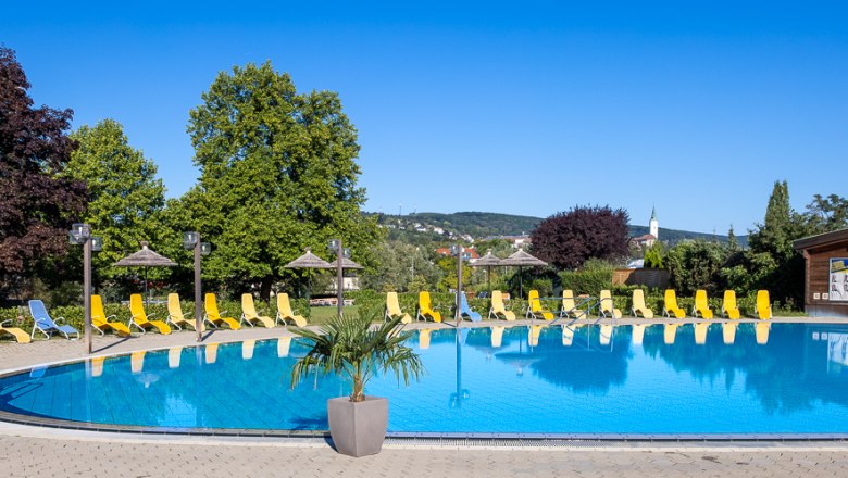 Outdoor pool, © Martin Wacht