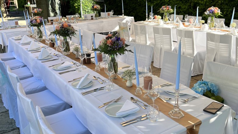 gedeckter Tisch Garten, &copy; Stiftsrestaurant Leopold
